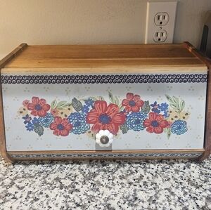 Pioneer Woman Acacia Wood Floral Breadbox With Ceramic Knob